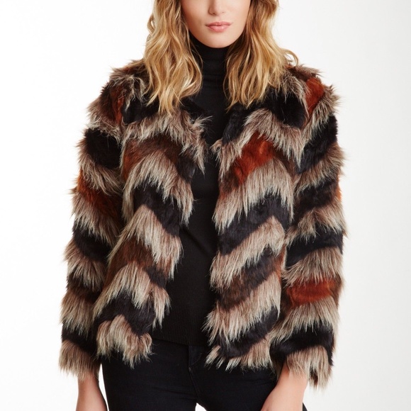 Dolce Cabo Rare Find Faux-Fur Jacket - Picture 1 of 6